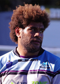 Vodafone Fiji Bati and Sharks second rower Junior Roqica - 107266473154cdc203aa0144cd541d