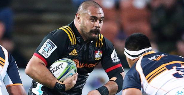 Chiefs prop Karl Tu'inukuafe signs three-year deal with the Blues