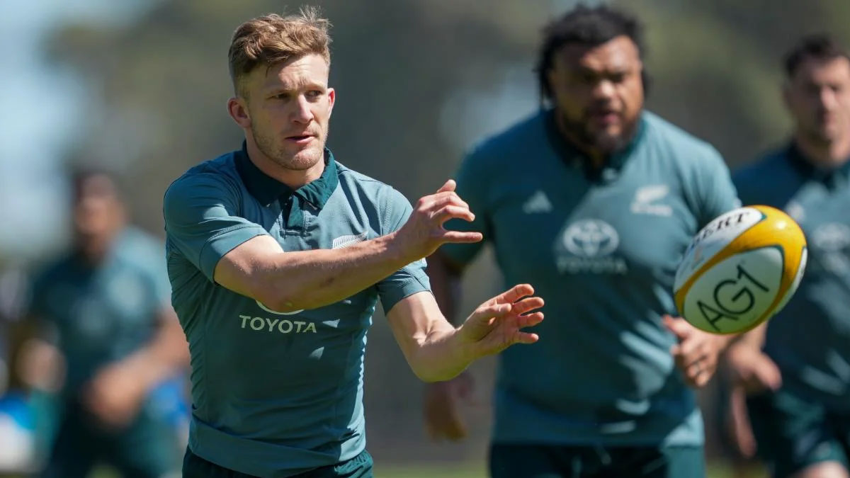 Beauden Barrett injury puts timely spotlight on Damian McKenzie in Bledisloe II
