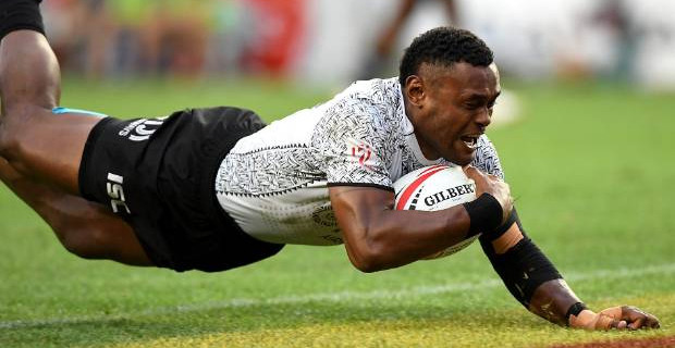 Fiji thrashes NZ 50-7 to meet Argentina in the Cup Quarters of HK7s