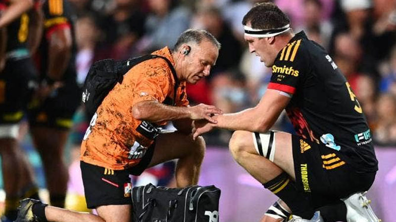 Brodie Retallick confirms broken thumb